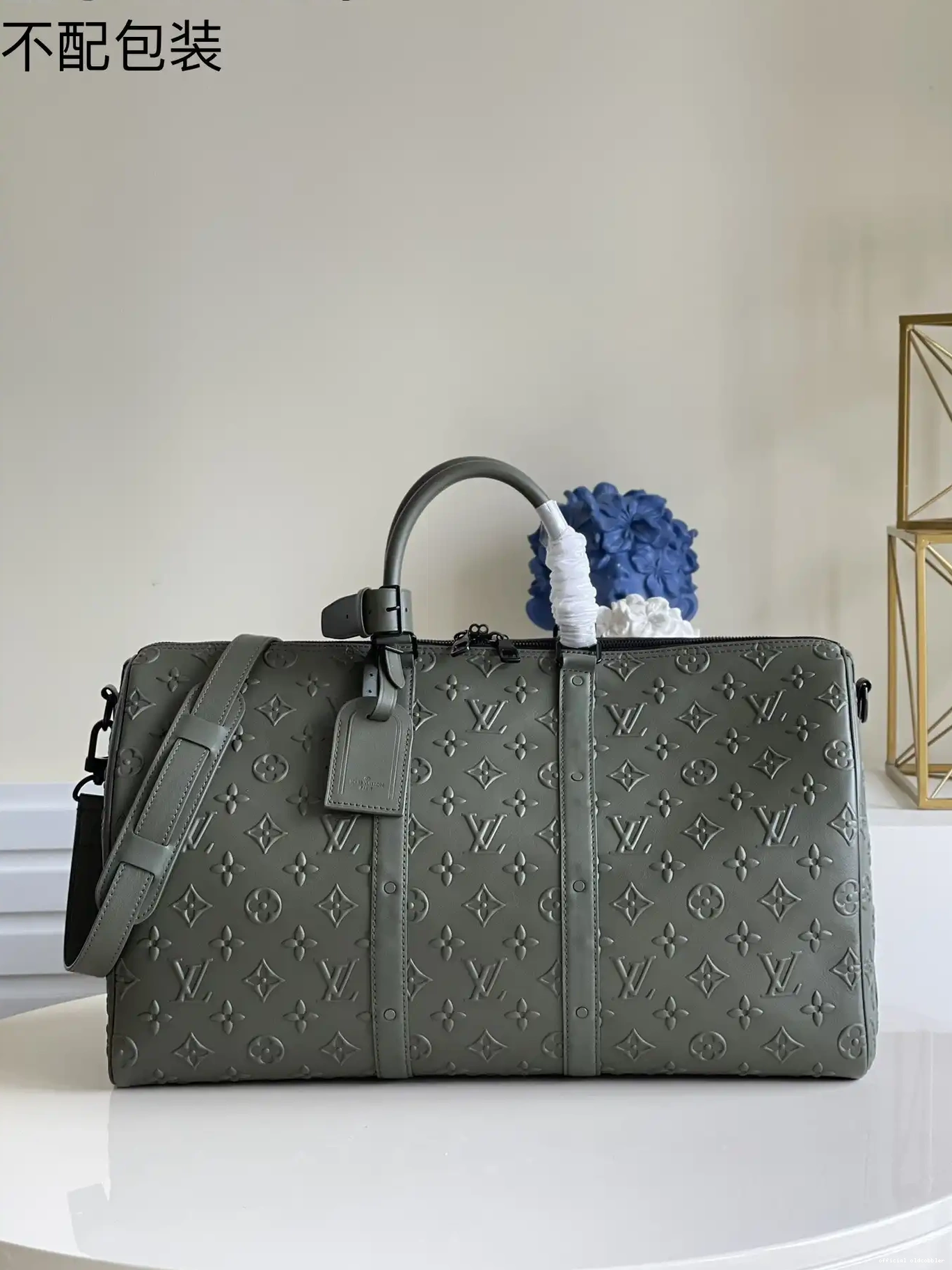 VUITTON BANDOULIÈRE LOUIS 50 KEEPALL 0514